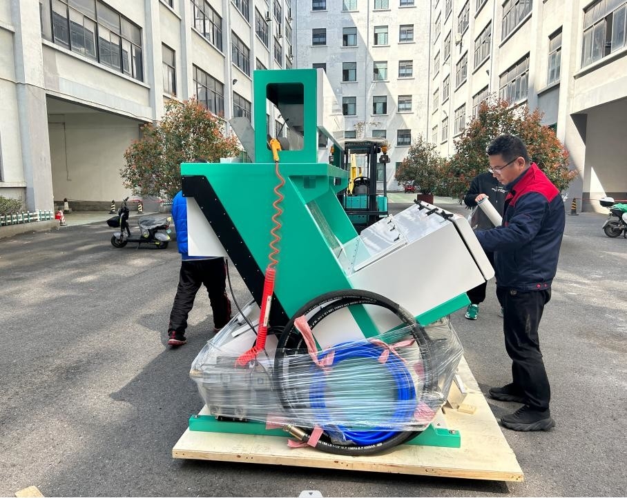 プラスチック色の選別機機械のための導かれた解決のプラスチック色分類機械