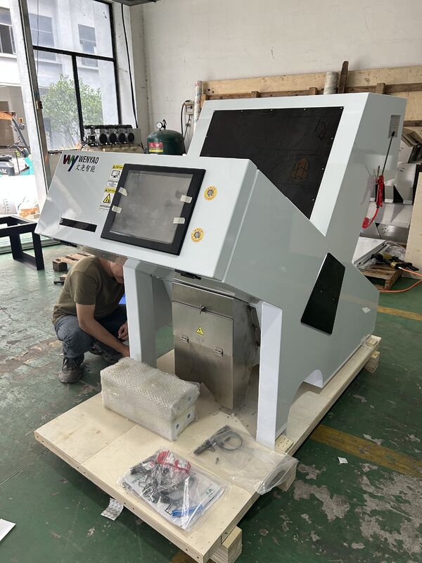 紫外線光技術によるアフラトキシン粒子を除去するナッツマグロピーナッツ分類機