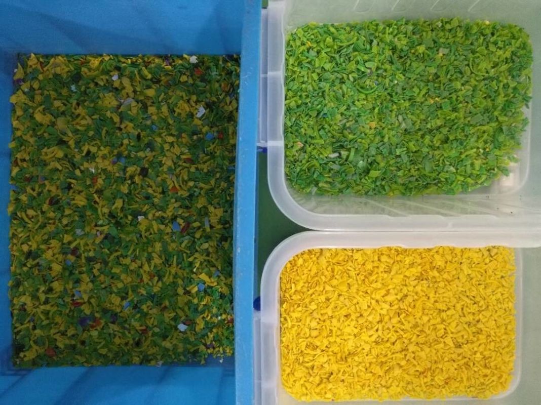 PPポリ塩化ビニール ペットHDPEのPEを分類するための任意色のプラスチック色の分類機械