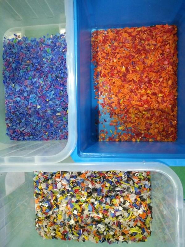 プラスチック リサイクルし、加工ラインのためのPlatic赤い色の分類機械