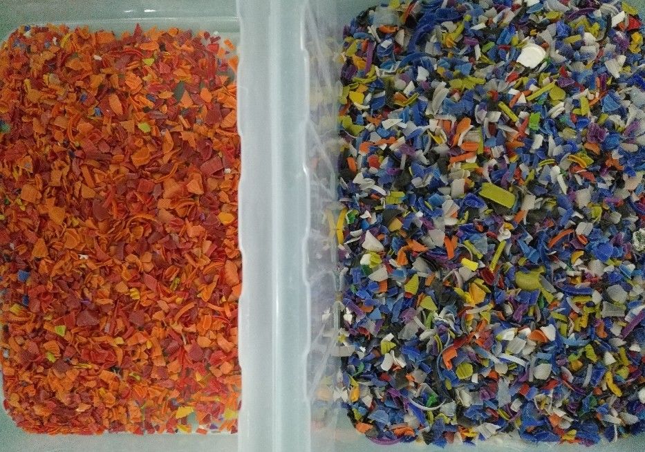 産業CCDのカメラ プラスチック色の選別機機械プラスチックPEペット ポリ塩化ビニールPPのABS色のSeparatIion機械