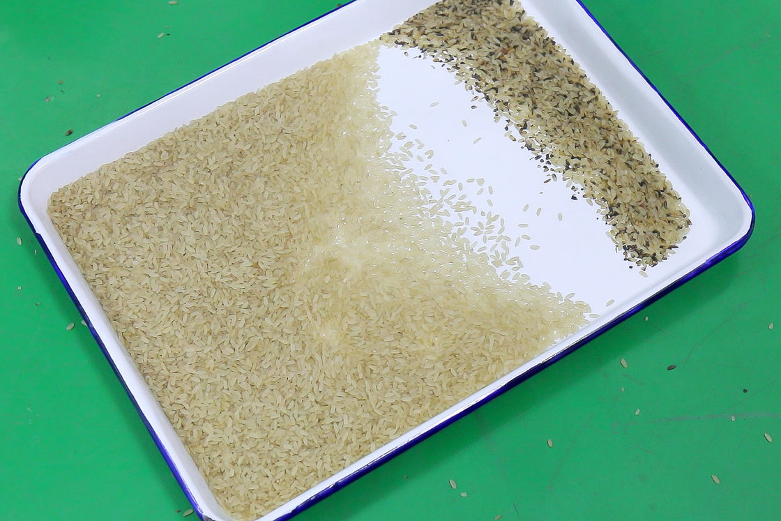予備品と分類する米の豆のプラスチック ナットの穀物のミネラル色のための多目的5つのシュート色の選別機機械