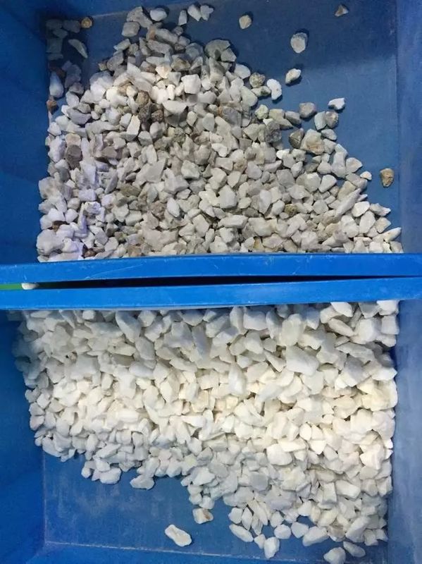 高容量の鉱物石造り色の選別機4シュート256のチャネル