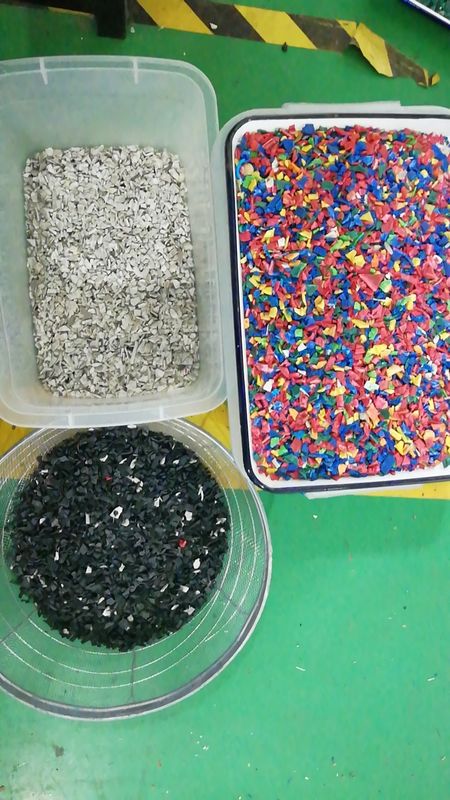 64のチャネル小型色の選別機、WENYAOベルトのプラスチック ビンの王冠の選別機