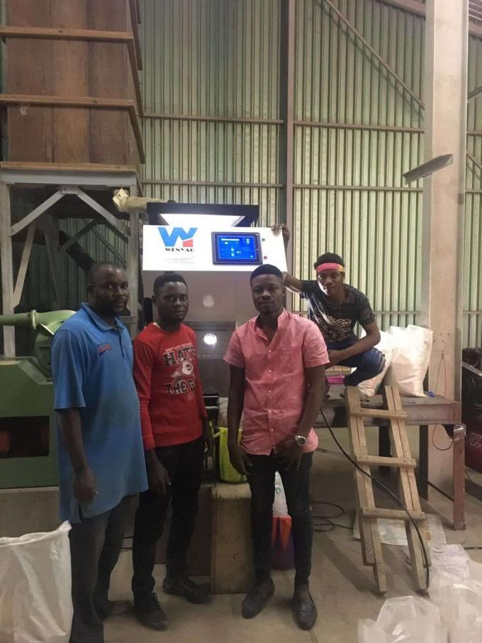 スリランカの黒茶の分類のためのWenyao CCD茶分別機 10