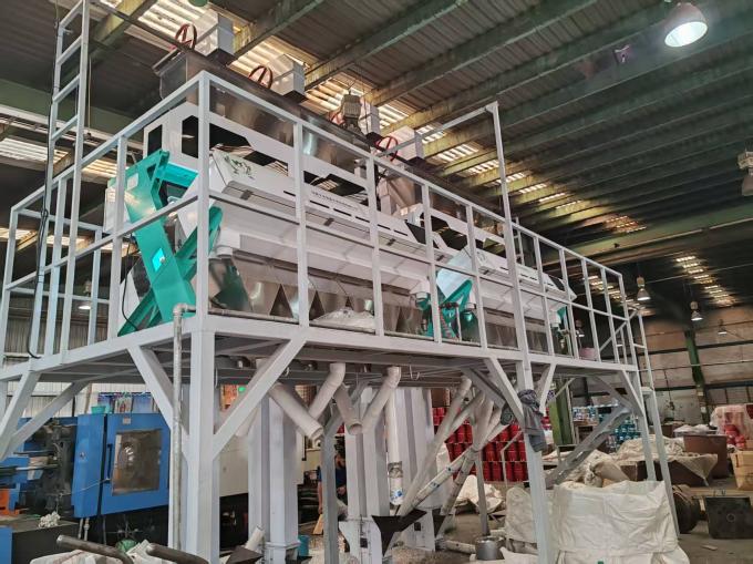 黒色プラスチックフレークカラー選別機 インテリジェントCCDカラースペレーター 高効率カラー分離機 PVC PET用 22